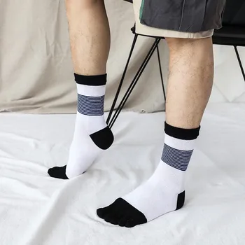 Amuzant Cinci Degetul Ciorapi Jumătatea Vițel Șosete Cald Dungă Respirabil Cinci Picioare Îngroșa Șosete Tep Agrement Bărbați skateboard Șosete Lungi