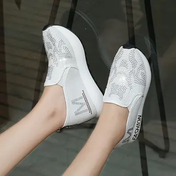 Stras Femei Pantofi De Moda Noua Respirabil Pantofi Plat Solid Sălbatice Rotund Deget De La Picior De Sex Feminin Pantofi Casual Crește În Zapatos Mujer