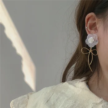 Fairy coreean Floare Alba Fundita Legăna Cercei pentru Femei Femme Temperament Tubulare din Metal Tassel Cercei Bijuterii de Nunta