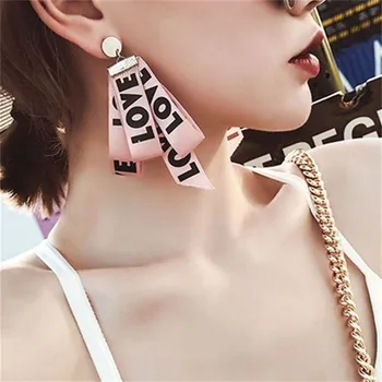 Fierbinte de Vânzare de Moda Cercei Simplu Korean Roz Scrisoare de DRAGOSTE Super Zână Cercei Pentru Femei Partid Brincos Oorbellen Cadou