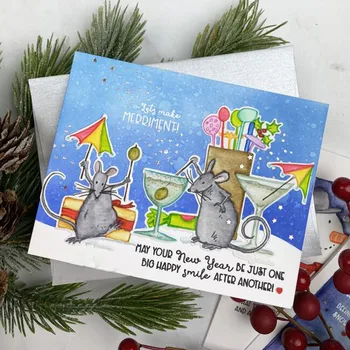 QWELL Doi Șoareci Furat Băutură Gheață An Nou Fericit Scena Metal de Tăiere Moare Clare Cu Timbre DIY Scrapbooking Carduri de Ambarcațiuni 2021