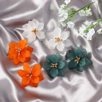 Hiperbola Floare Cercei Femei Acrilice Mare Alb Portocaliu Verde Flori De Vacanță Cercei 2020 Nou Design Exagerat Rășină Floare
