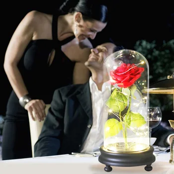 Frumoasa Si ia Trandafiri Rosii, Flori Artificiale de Lumină LED În Cupolă de Sticlă Decor Nunta Valentine Romantic Femeie Idee de Cadou