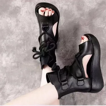 Glezna sandale Romane femei 2021 vara nou stil de moda doamnelor talpă groasă retro Cool cizme plate Pene Student sandale femei
